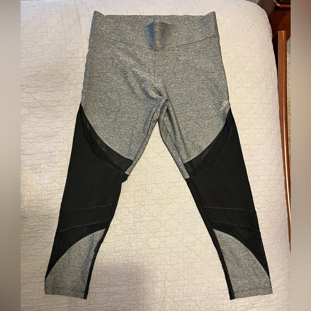 PINK ultimate leggings